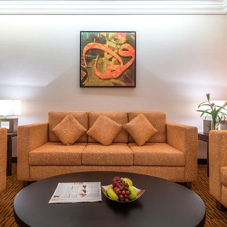 Atana Hotel Dubai Esterno foto The word "ف" in Arabic calligraphy