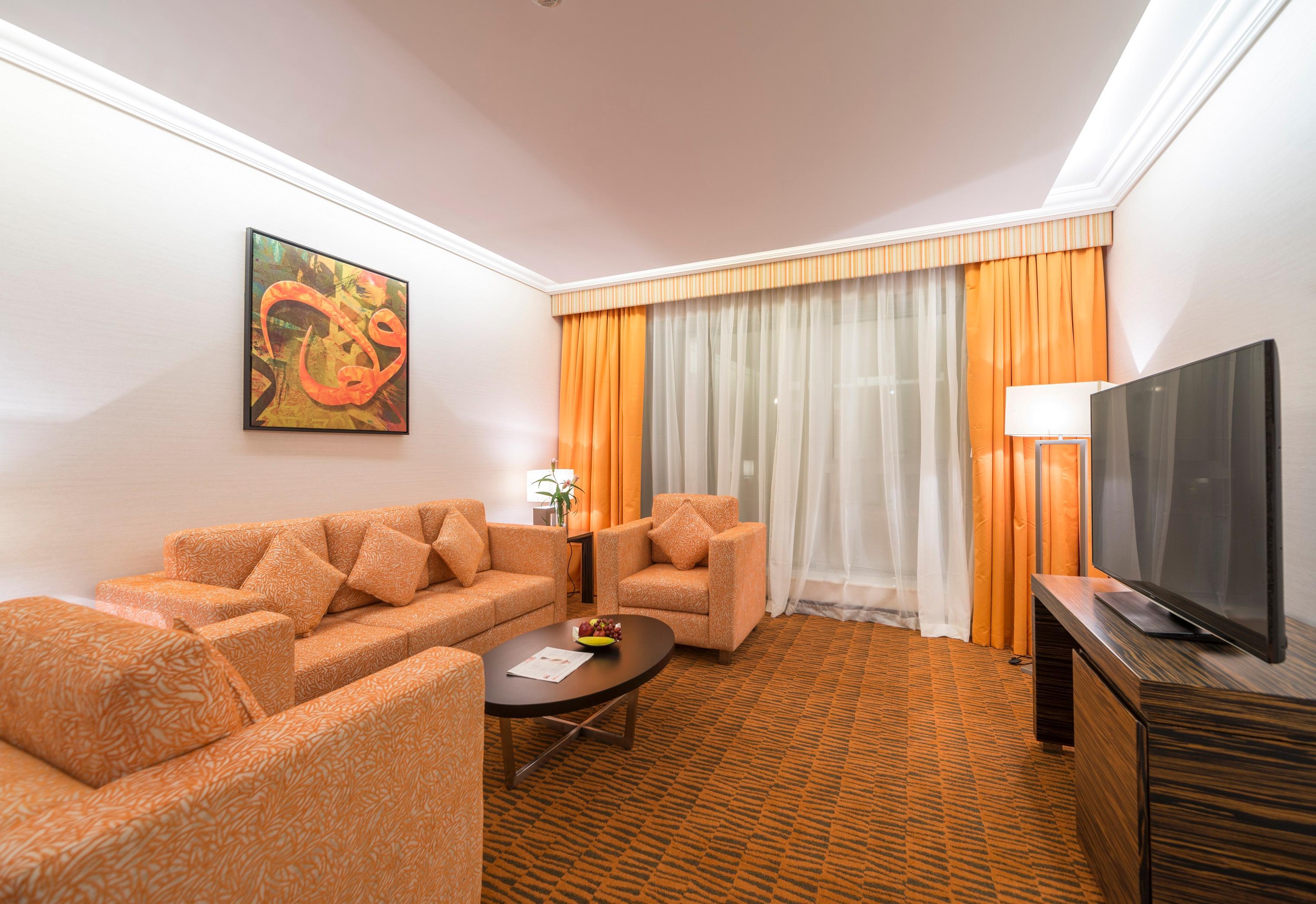 Atana Hotel Dubai Esterno foto A room at the hotel
